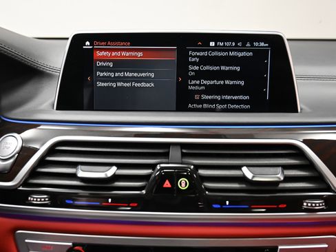 Used 2022 BMW ALPINA B7 xDrive w/ Luxury Rear Seating Package AWD/4WD image 52