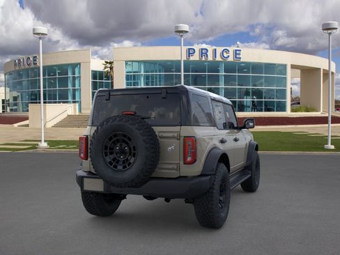 New 2026 Ford Bronco Outer Banks image 8