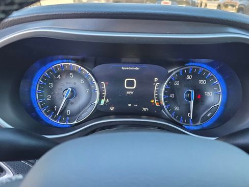 New 2026 Chrysler Pacifica Select image 21