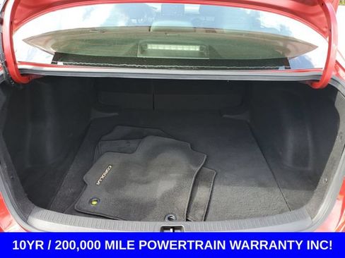 Used 2021 Toyota Corolla LE FWD image 28