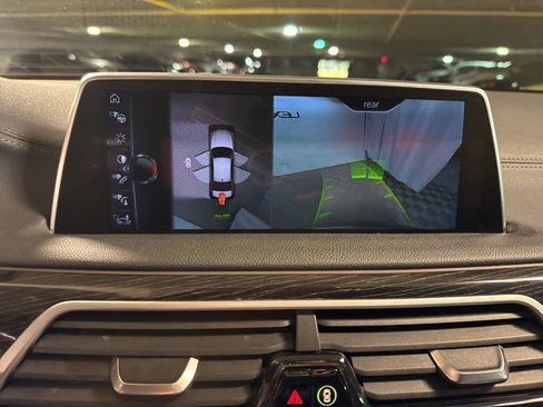 Used 2017 BMW 740e xDrive image 13