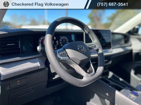 New 2026 Volkswagen Tiguan S image 17