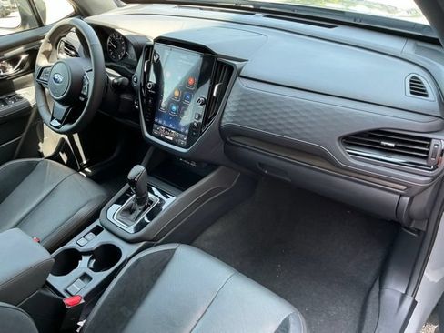 Certified 2025 Subaru Forester Touring AWD/4WD image 19