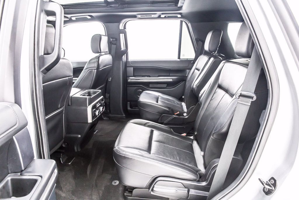 Used 2020 Ford Expedition XLT w/ Equipment Group 202A RWD image 28
