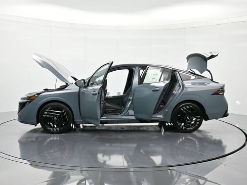 New 2026 Nissan Sentra SR w/ SR Premium Package image 49