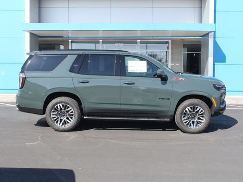 New 2026 Chevrolet Tahoe Z71 w/ Z71 Off-Road Package image 3