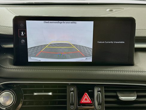 Used 2023 Genesis G70 2.0T image 22