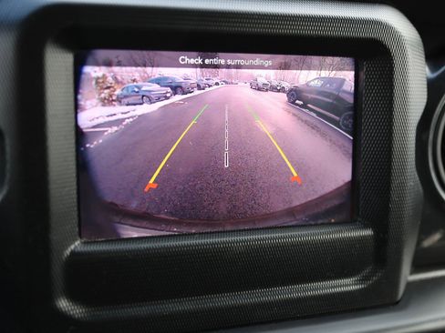 Used 2021 Jeep Wrangler Unlimited Sport image 28