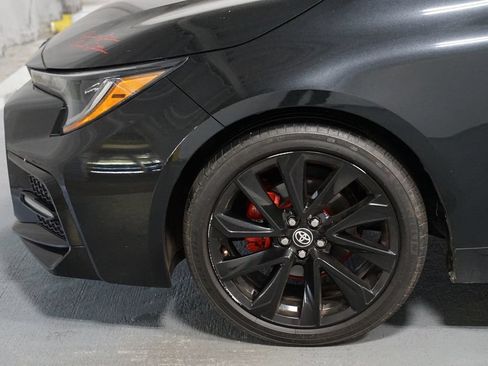 Used 2021 Toyota Corolla SE FWD image 5