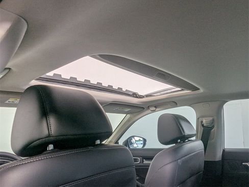 Used 2023 Honda Civic Touring image 25