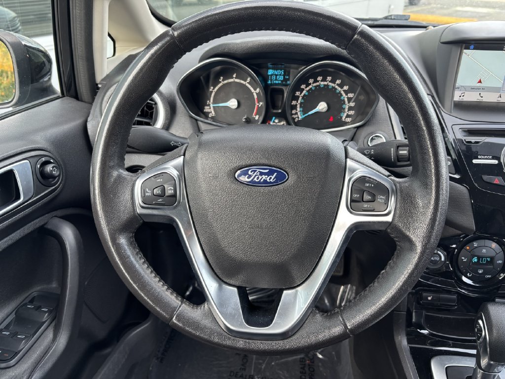 Used 2017 Ford Fiesta Titanium FWD image 14