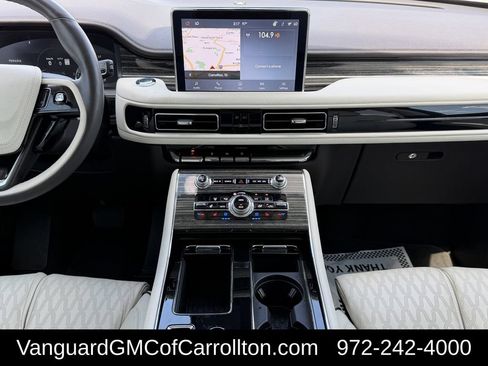 Used 2024 Lincoln Aviator Black Label w/ Dynamic Handling Package AWD/4WD image 14