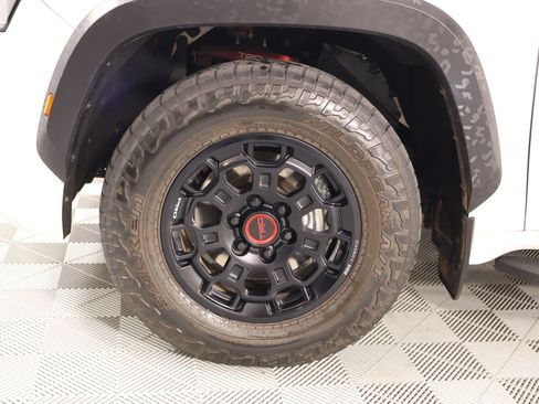 Used 2024 Toyota Sequoia TRD Pro AWD/4WD image 19