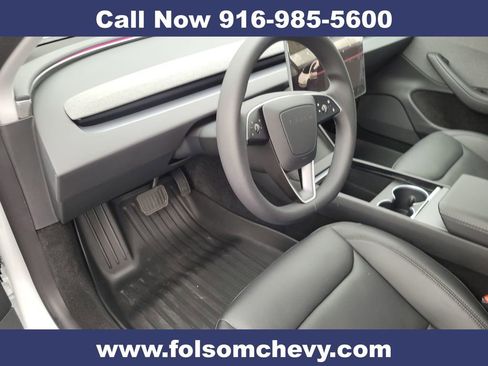 Used 2025 Tesla Model 3 image 12