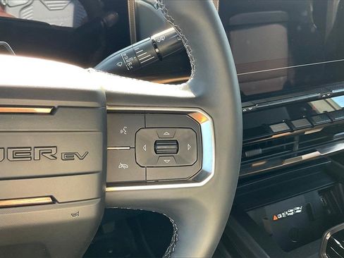 New 2025 GMC Hummer EV 3X image 21