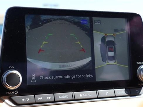 New 2025 Nissan Sentra SV w/ SV Premium Package image 19