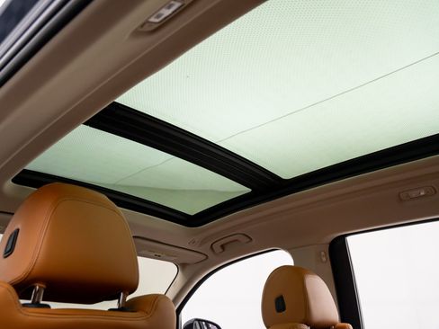 Used 2022 BMW X7 xDrive40i w/ Executive Package image 19