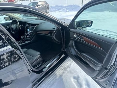 Used 2018 Cadillac CTS Luxury image 11