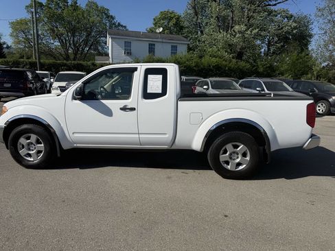 Used 2008 Nissan Frontier SE w/ SE Value Truck Pkg image 9