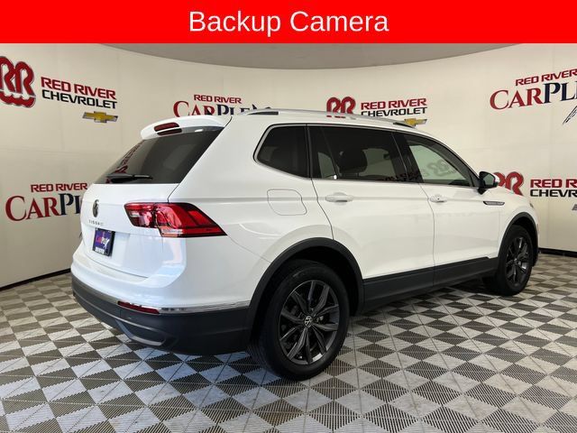Used 2023 Volkswagen Tiguan SE FWD image 8