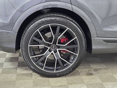 Used 2023 Audi Q8 Prestige AWD/4WD image 42