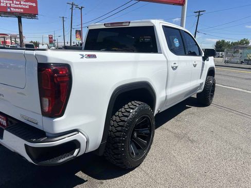 Used 2024 GMC Sierra 1500 Elevation w/ X31 Off-Road Package AWD/4WD image 6