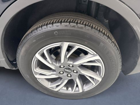 Used 2023 Lincoln Corsair FWD image 20