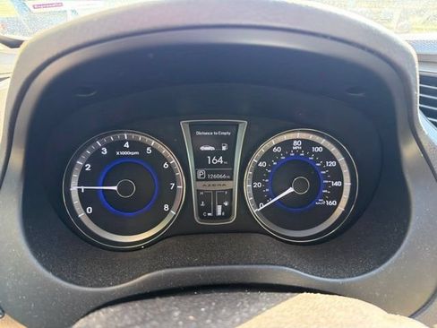 Used 2012 Hyundai Azera FWD image 18