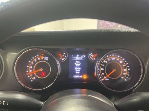 Used 2022 Jeep Wrangler Sport image 12