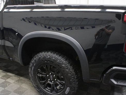 Used 2023 Chevrolet Silverado 1500 ZR2 w/ Technology Package image 52