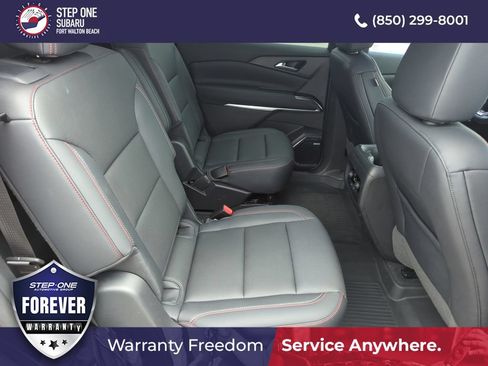 Used 2024 Chevrolet Traverse Z71 w/ Enhanced Driving Package AWD/4WD image 36
