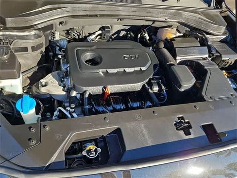 Used 2020 Hyundai Santa Fe SE image 14