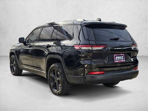 Used 2023 Jeep Grand Cherokee L Limited w/ Luxury Tech Group II AWD/4WD image 7