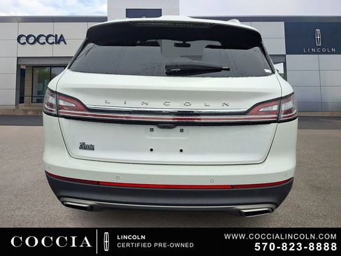 Certified 2023 Lincoln Nautilus Reserve AWD/4WD image 5