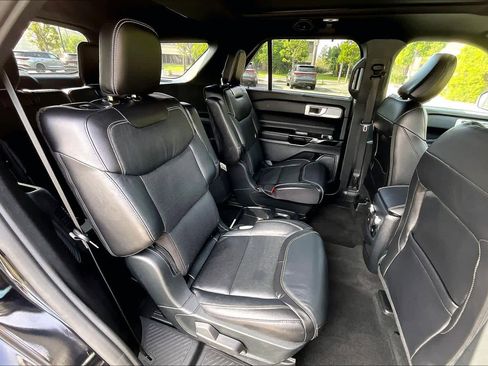 Used 2021 Ford Explorer ST w/ Equipment Group 401A image 19