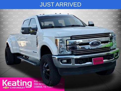 Used 2018 Ford F350 Lariat w/ Lariat Value Package AWD/4WD image 1