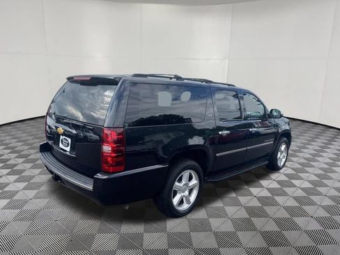 Used 2013 Chevrolet Suburban LTZ AWD/4WD image 5