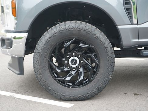 Used 2024 Ford F250 XLT AWD/4WD image 29