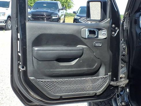 Used 2025 Jeep Wrangler Unlimited Sport S 4xe AWD/4WD image 24