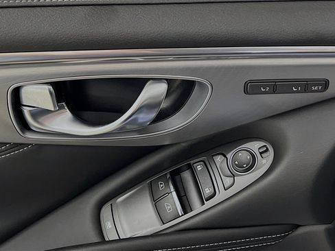 Used 2022 INFINITI Q60 3.0t Luxe w/ Essential Package image 17