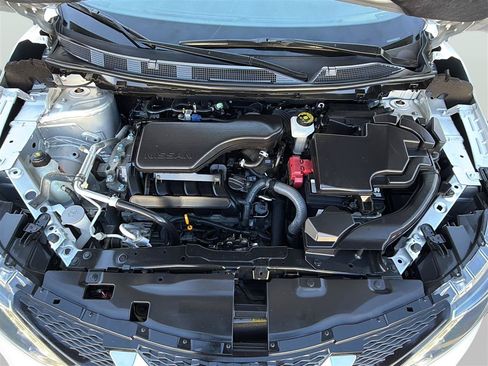 Used 2017 Nissan Rogue Sport SV AWD/4WD image 27