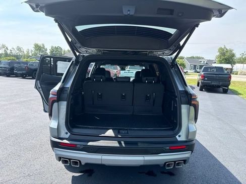 New 2026 Chevrolet Traverse LT AWD/4WD image 46