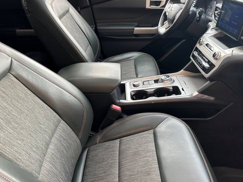 Certified 2021 Ford Explorer Timberline image 17