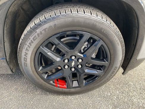 Used 2021 Chevrolet Traverse Premier w/ Redline Edition image 13