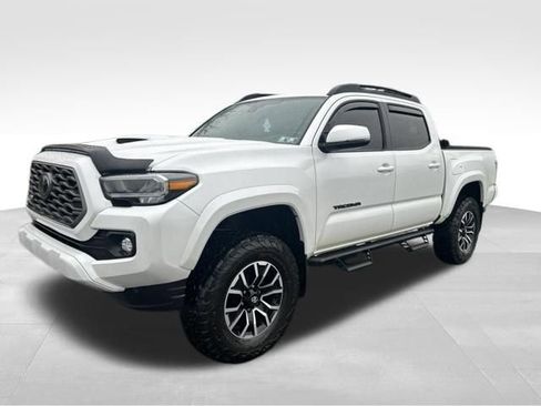 Used 2023 Toyota Tacoma TRD Sport w/ Technology Package AWD/4WD image 1