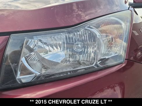 Used 2015 Chevrolet Cruze LT FWD image 14