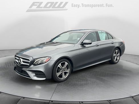 Used 2019 Mercedes-Benz E 300 image 3