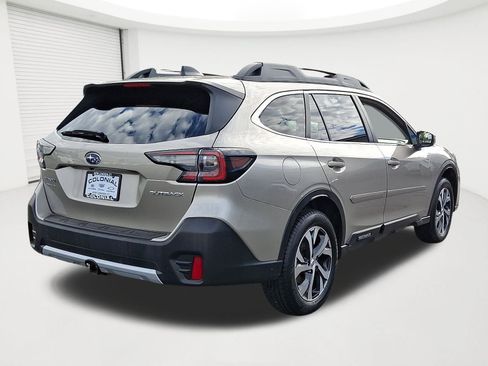 Used 2020 Subaru Outback Limited image 4