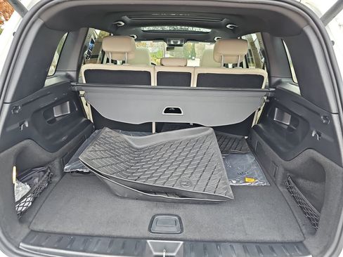 Certified 2025 Mercedes-Benz GLB 250 image 13