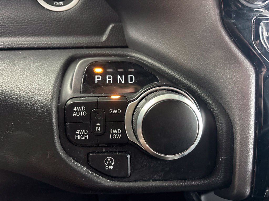 Used 2024 RAM 1500 Big Horn AWD/4WD image 23